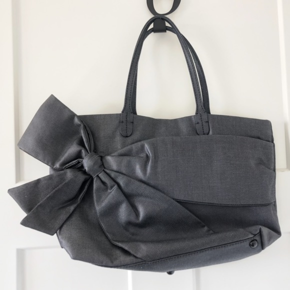 euc Valentino Garavani drk grey Betty Bow lrg  shoulder tote bag Rtl $1K - Picture 1 of 8
